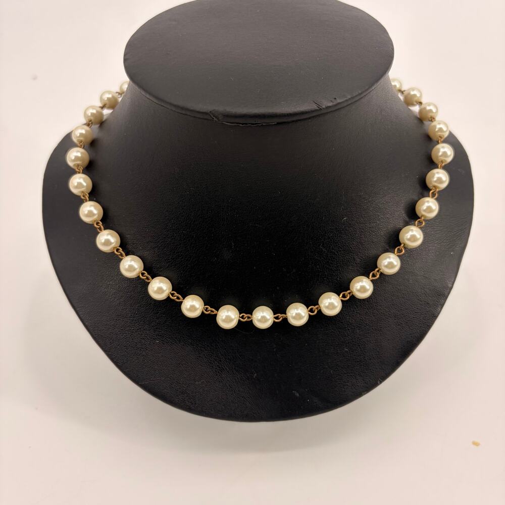 John Wind Maximal Art Faux Pearl Necklace Gold Tone Chain Coquette Old Hollywood